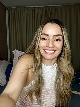 Loly_Horny webcam