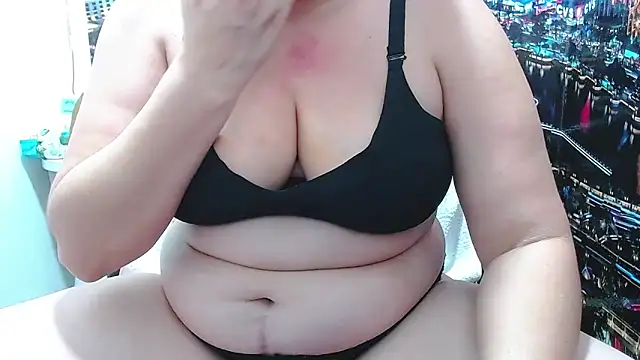 tila_nastyy webcam