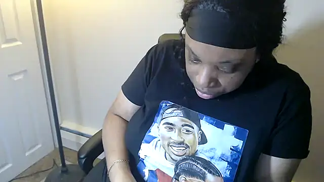 Sexymona1218 webcam