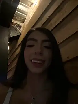 Ninaa_Rosee webcam