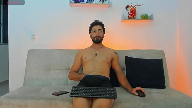 heteros_curious webcam