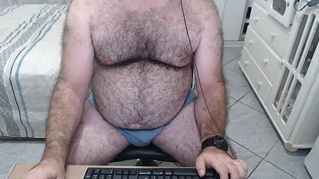 MysterBearMG webcam