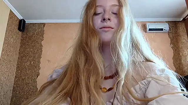 KateVibe_01 webcam