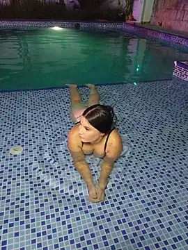 Pretty_Julieta webcam