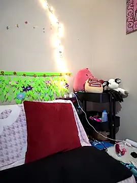 LaylaLucis webcam