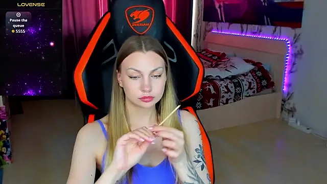 BiMolly webcam