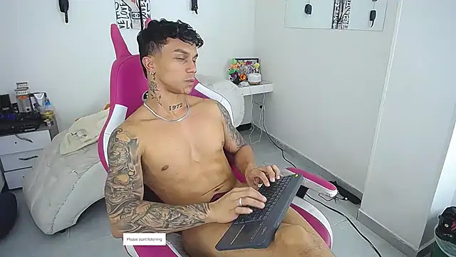 Leonard_Price webcam