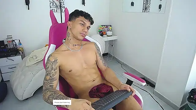 Leonard_Price webcam