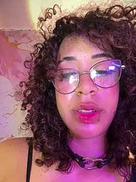 Woo_isDaphne webcam