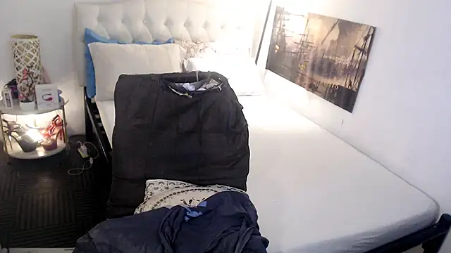 NinaDOM4CUM webcam