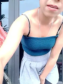Zara-Lina webcam