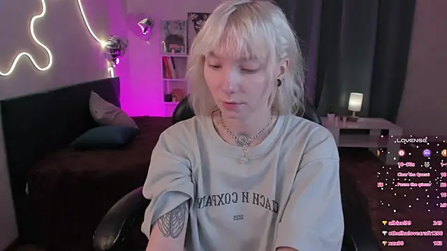 tattoo_art_baby webcam