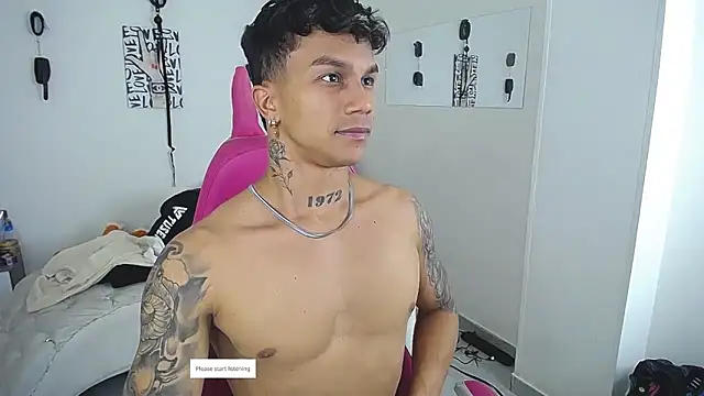 Leonard_Price webcam
