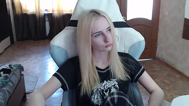 Cutti_Crystal webcam
