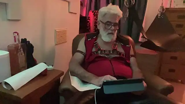 LeatherSdaddy webcam