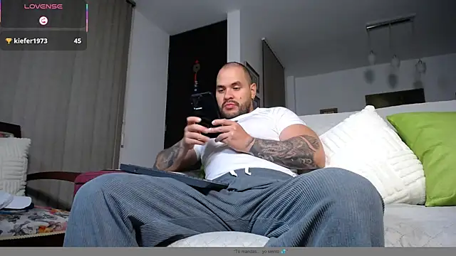Axel_Dominus webcam