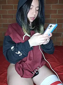 Petite_CherryX webcam