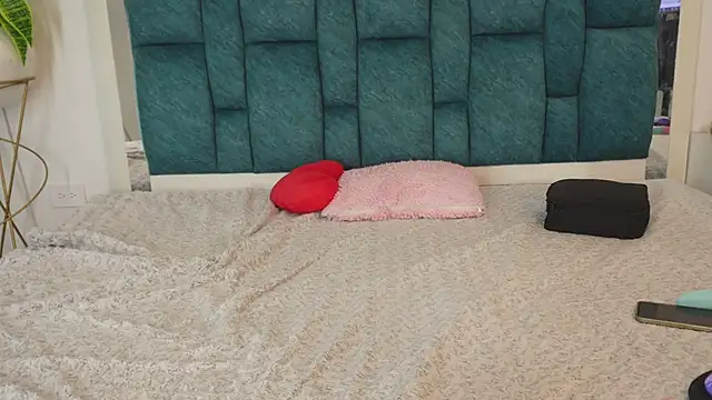 Anais_aradia webcam