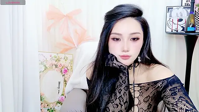美女Janaya-88在线直播