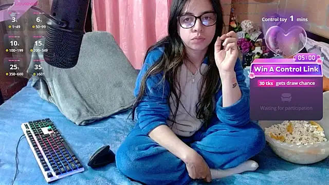Maggie_Fox3 Stripchat cam model