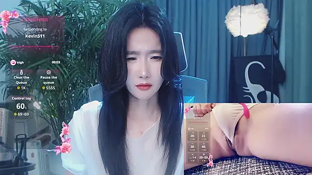 美女feifei-love在线直播