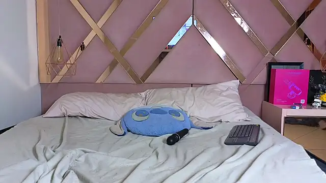 Sophia_moo_ webcam