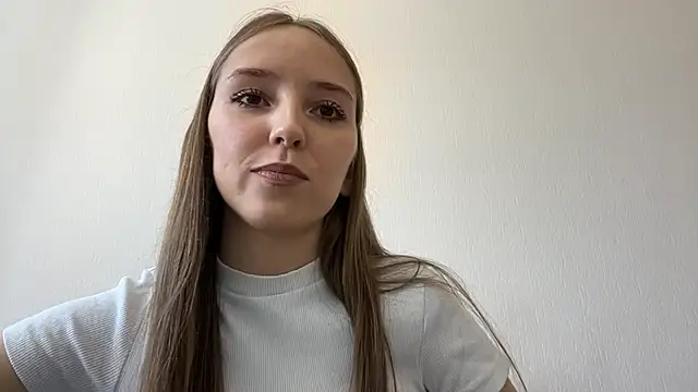 TanjaBrounson webcam