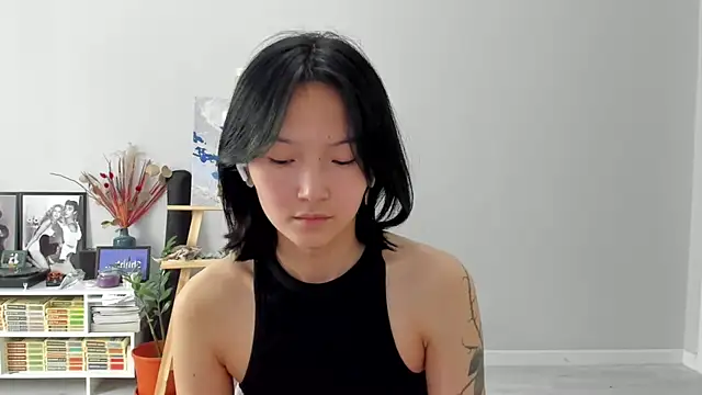 ailey_chao webcam