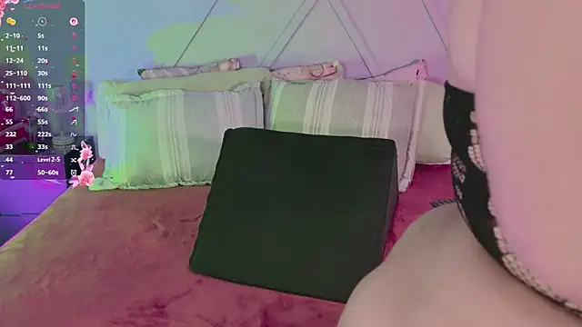 emmajohnss webcam