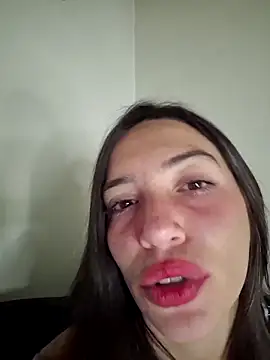 loveuu-bae webcam