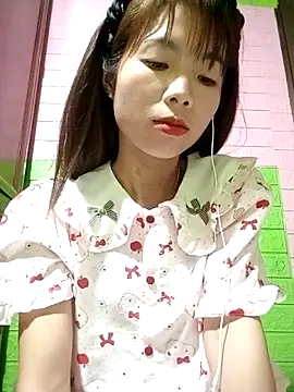 AmyLinee01 webcam