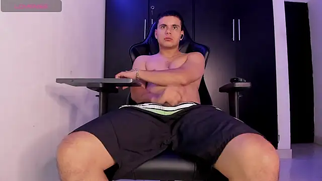 liam_mateo (M twink) - helicopter with the cock