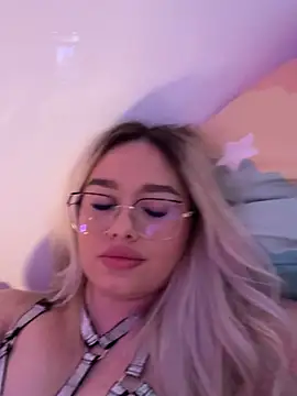 mollyxxx webcam