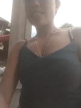 Zara-Lina webcam