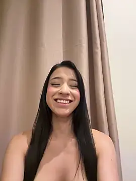 Sarah_cam06