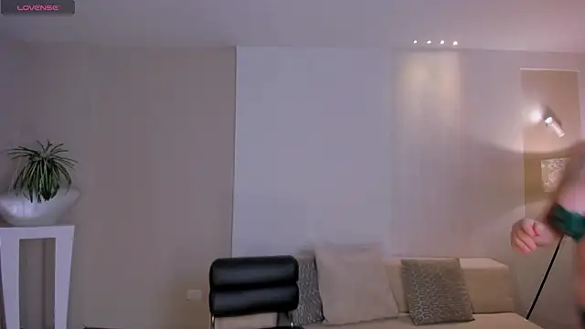 AmyRosse_X webcam