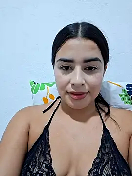 Webcam Model (Maite_4)  is live.Free join now!