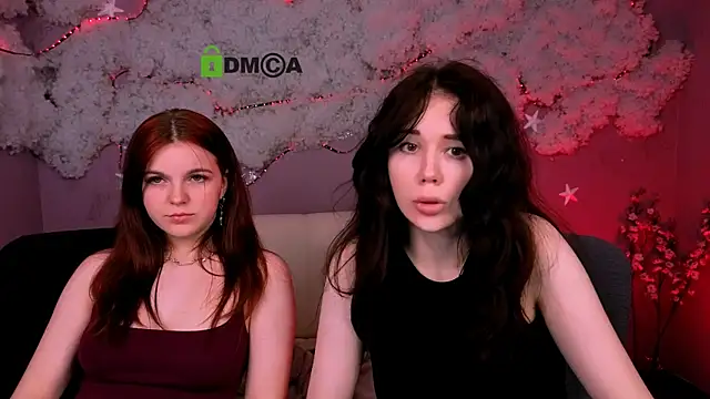 riley_sanders webcam