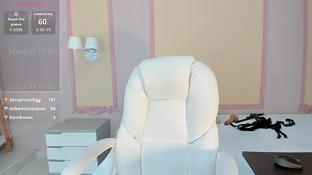 _naylaa_ webcam