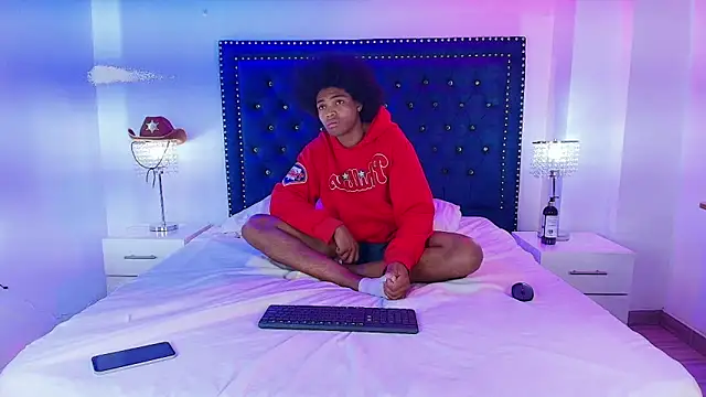 Cristal_and_luke webcam