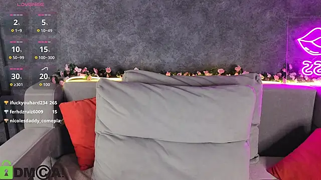 Lori_Bllossom webcam