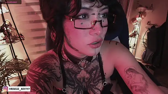 aryrousse - AryRousse's free webcam - UK Sex Cams