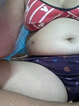 Priya_Bong webcam