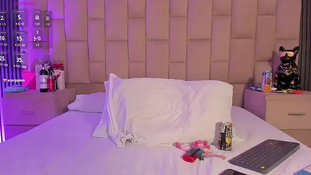 RenataMason webcam stripchat model stream image