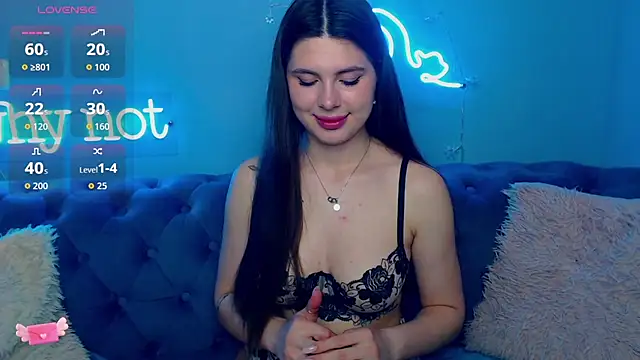 ViollinaLove webcam