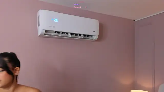 aria_greco webcam