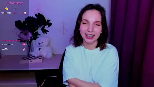 KindHazelHere_ webcam