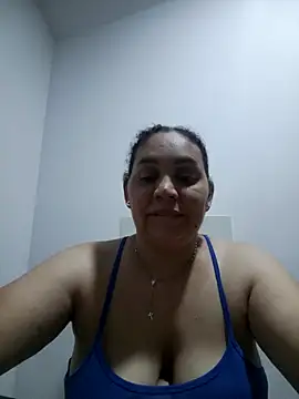 MirandaSoto webcam