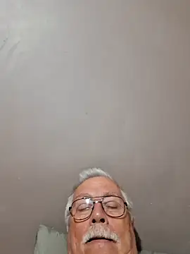 NawtyB1965 webcam