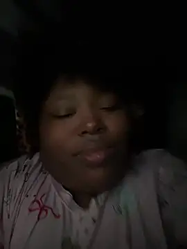 Chocolatebunnyxx96 webcam